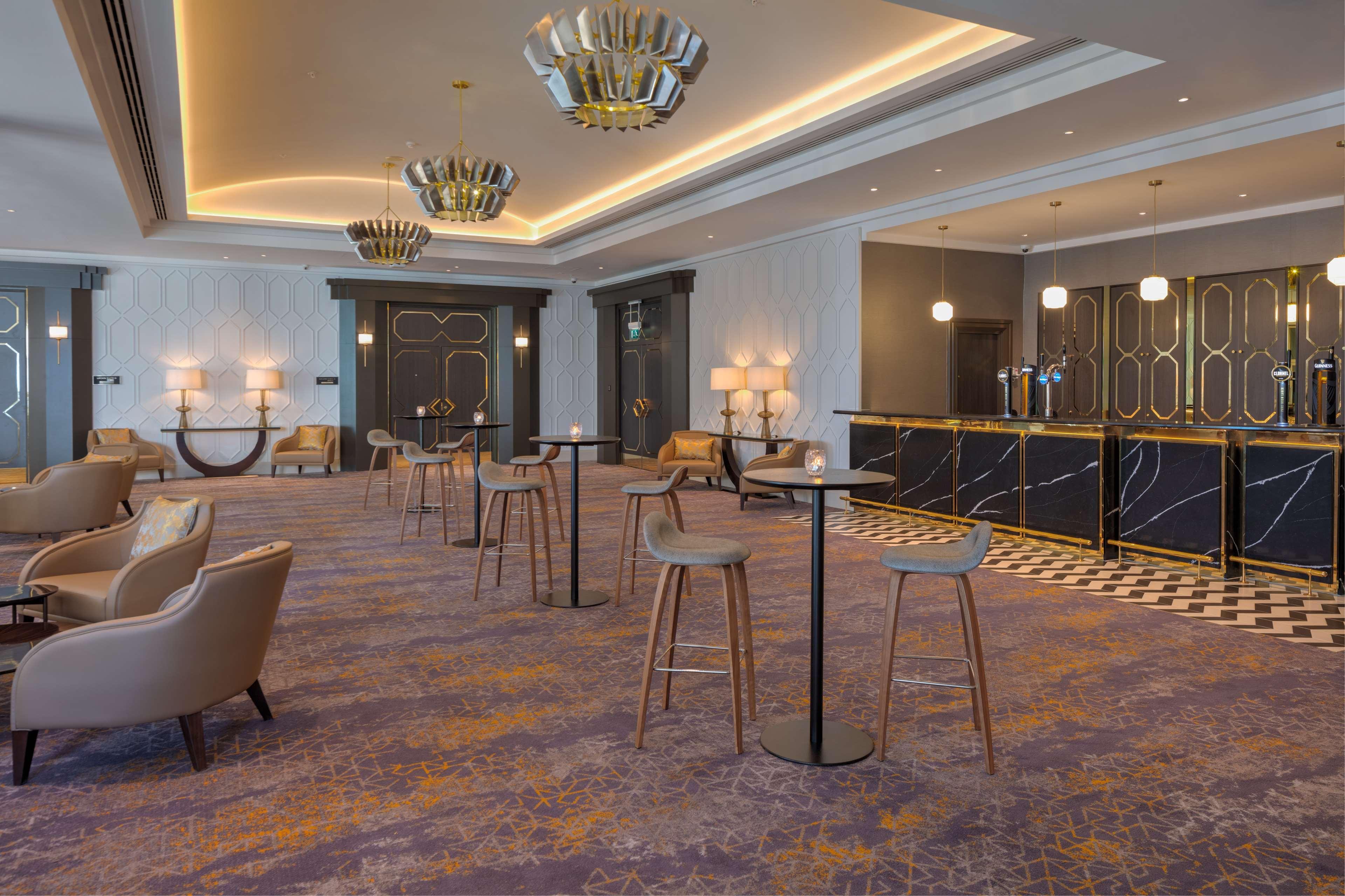 Hilton Belfast Hotel Exterior photo